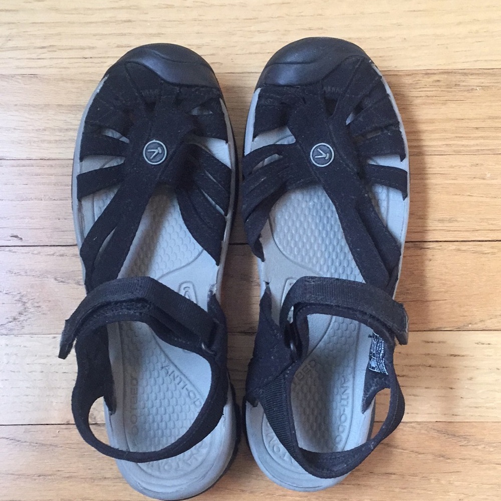 Keen Rose Women’s Sandals In Black, Size 9.5